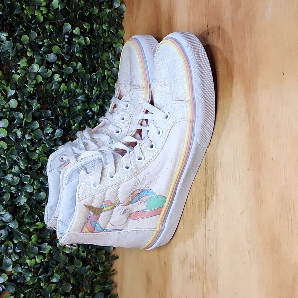 Vans Unicorn SK-8 HI Shoes | Size: 3 (Kids) | Off White